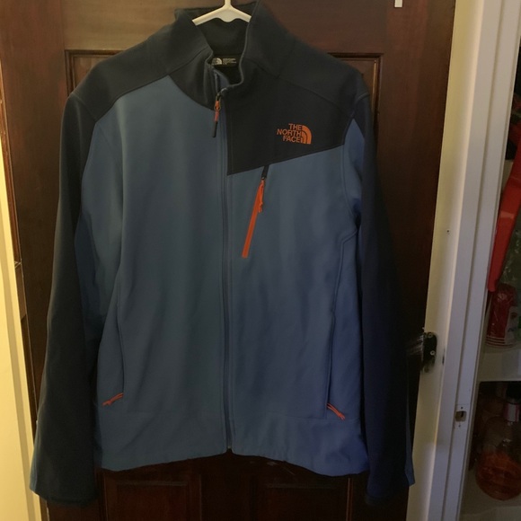 North Face Soft Shell Jacket - Picture 3 of 4